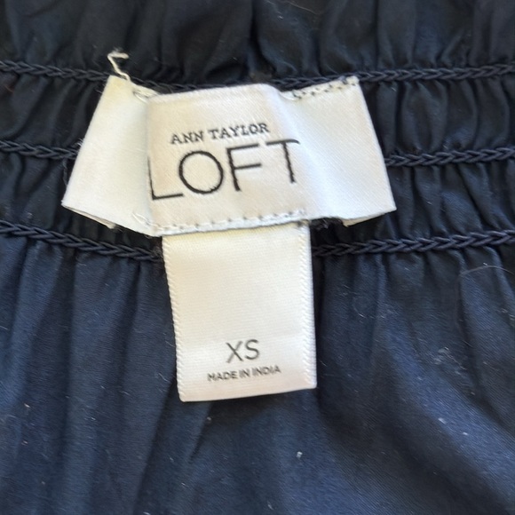LOFT Midnight Navy Smocked Ruffled Neckline Flutter Cap Sleeve Cotton Blouse - Picture 4 of 9